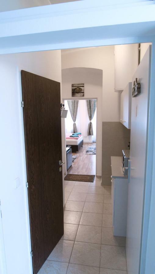 Donkey Apartment Виена Екстериор снимка